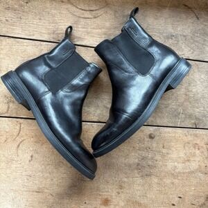 VEGABOND Amina‎ Chelsea Boots Size EU 41 Black Leather Slip On